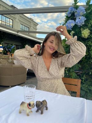 European escort does OWO, CIM, COM. Prices from AED 3000/hr