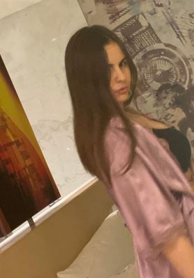 Escort Dubai Alwyn (Dubai), +971 48 589 6992