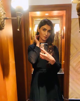 Hot babe in Dubai: Kass wants to share her passion with you