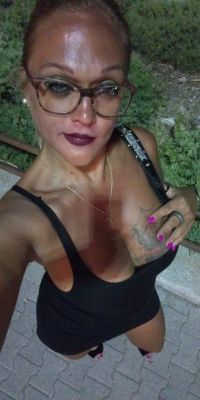 Ebony for happy massage in Dubai