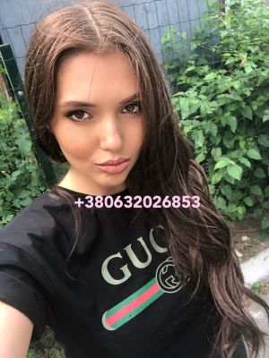 Sex services from Eugenia available 24 7
