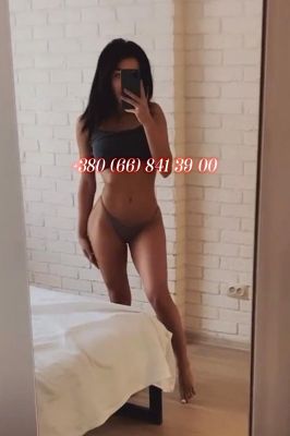 Dubai ebony woman available for a sex date on $site_name for AED 1800 per hour