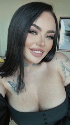 Pornstar escort in Dubai available on sexodubai.com for kinky gentleman