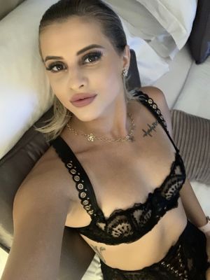 Sex with top escort in UAE, call +971 99 500 3626 