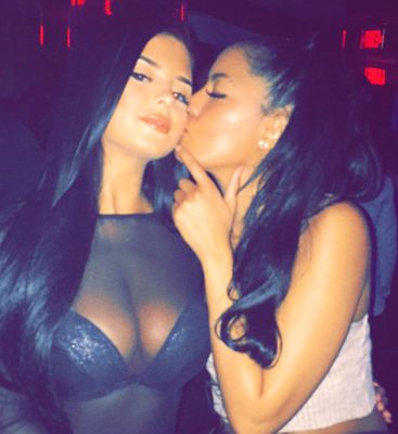 Thai massage in Dubai from prostitute Roxanne