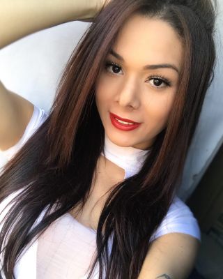 One of the kinkiest eastern escorts - Cierra will make a blowjob for AED 2000