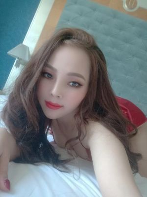 Hot milf - 25 year-old whore