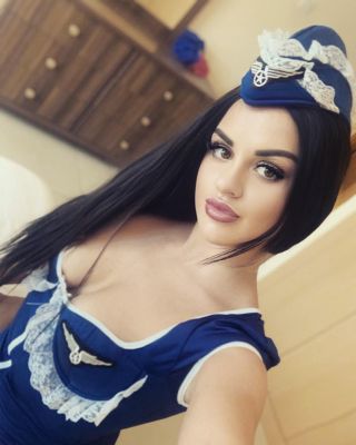 Blonde escort Paula is a star of Dubai for oral sex