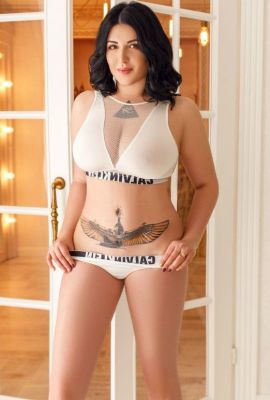 Dubai happy massage from hot Mackenzie (29 y.o.)