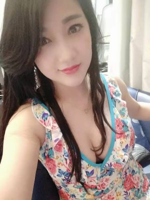 Visit Dubai incall escort Eliana for an hour or two (1 hour AED 1500)