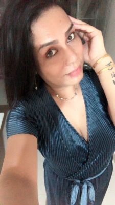 TS Jennifer Love, +971 56 214 7380