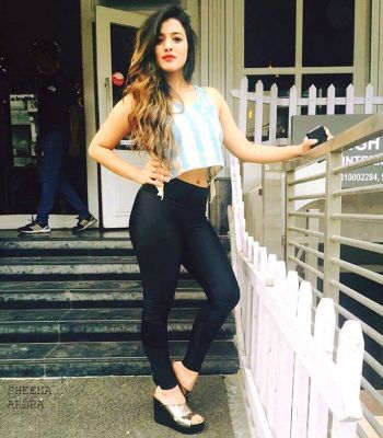 Indian Ishika, +971 56 395 5673, starts from 1000 AED per hour