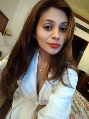 Saumya Sharma, Dubai