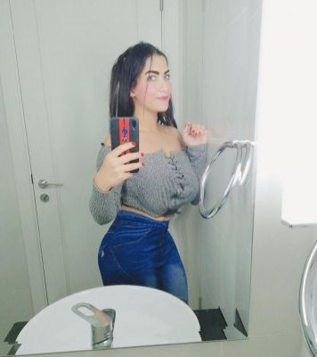 picture Busty Teen Anaya (independent)