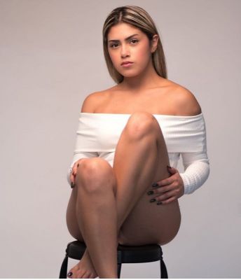 Williams Debra, photos from the escorts site SexoDubai.com