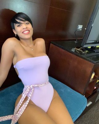 Kira, +971 52 228 0791