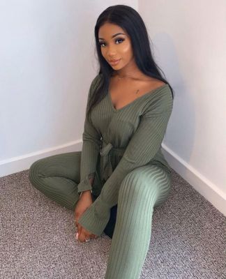 Beautiful escort elite girl Brownie will be your perfect company in UAE