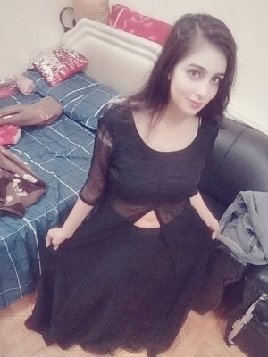 Book UAE escort for outcall (1 hour - USD 1000)