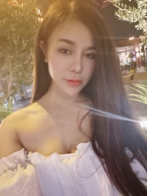 Erotic massage in Dubai from Ruby . Price: USD 700 per hour