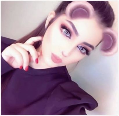 One of the hottest UAE whores Flora now available on sexodubai.com