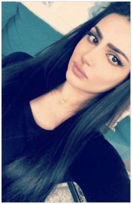 Sex with a hooker in Dubai: Flora