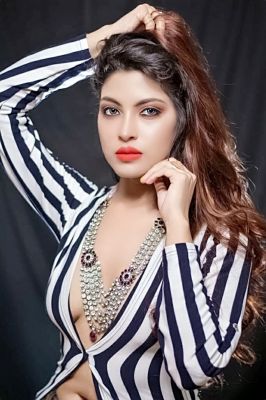 Tanishka Mithal available on escort directory sexodubai.com