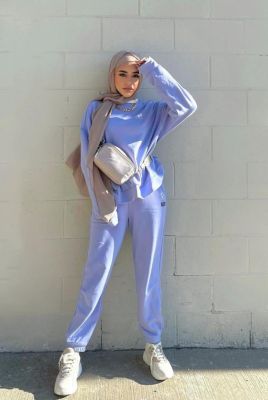 English prostitutes in Dubai available for AED 1500 round the clock