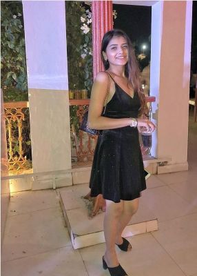 Indian escort Pallavi model wants to meet tonight