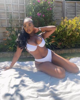 Black female escort Sophie  in UAE